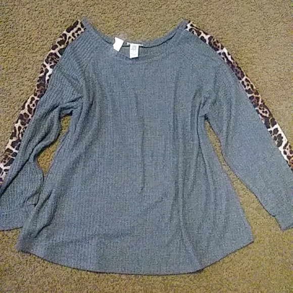 Brittany Black Tops - Brittany Black top